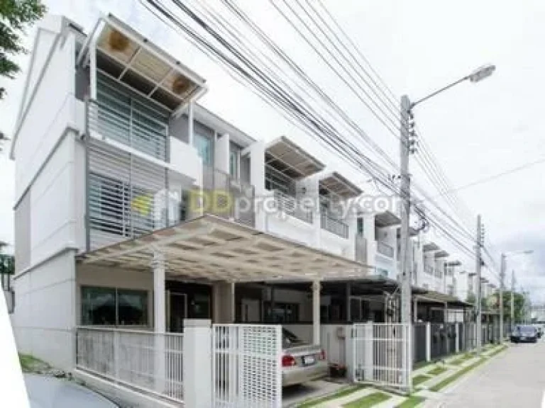 ทาวน์โฮม บ้านใหม่ พระราม 9 ศรีนครินทร์ 20 ตรวา 3 ชั้น ขายทาวน์โฮมจาก Land and House P127 PLE4