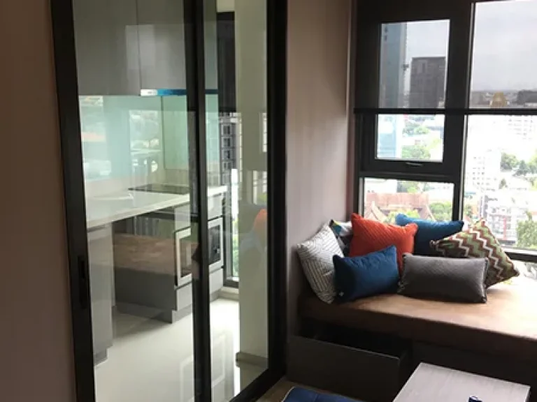 Rhythm sukumvit 36-38 ขนาด 33 sqm 1 bedroom ขายขาดทุน ตกแต่งครบ