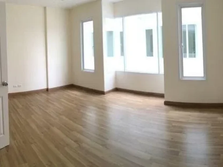 For Rent ทาวน์โฮม Premium place สุคนธสวัสดิ์38 ใกล้ทางด่วนเอกมัย - รามอินทรา