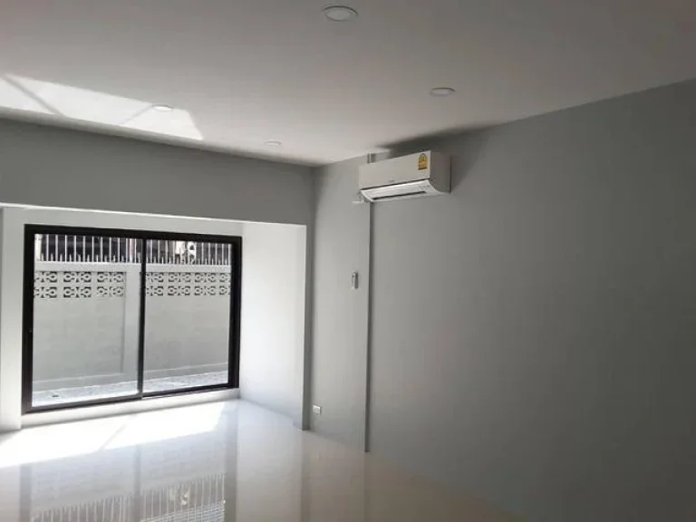 For Rent บ้านเดี่ยว 2 ชั้น ใกล้ BTS ช่องนนทรี