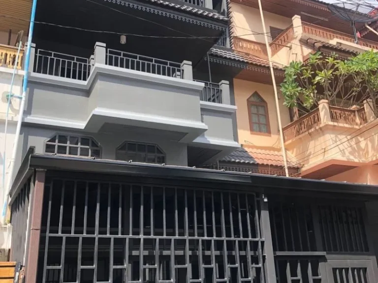 Townhouse for rent in front of Chiang Mai Universit 35 storey