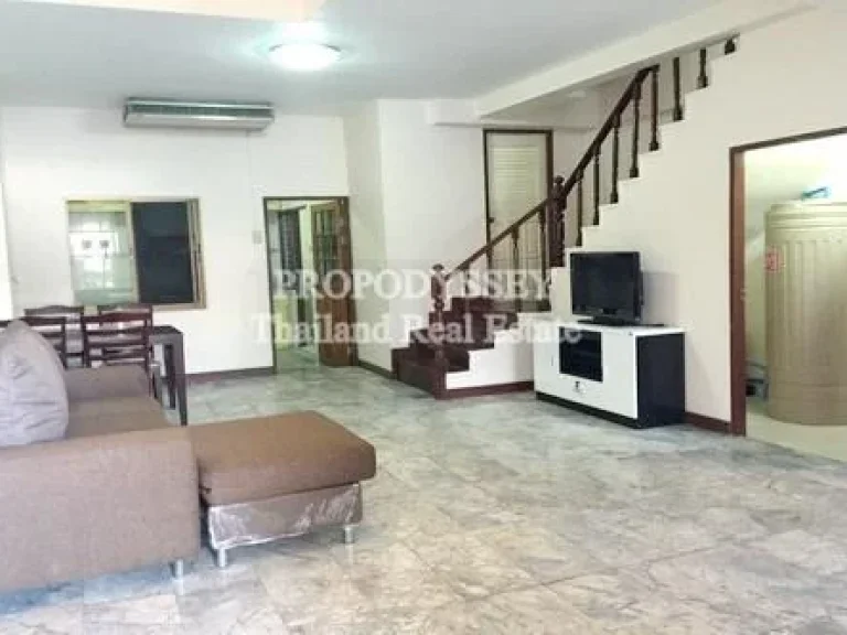 Townhouse for rent near to Thonglor BTS Station