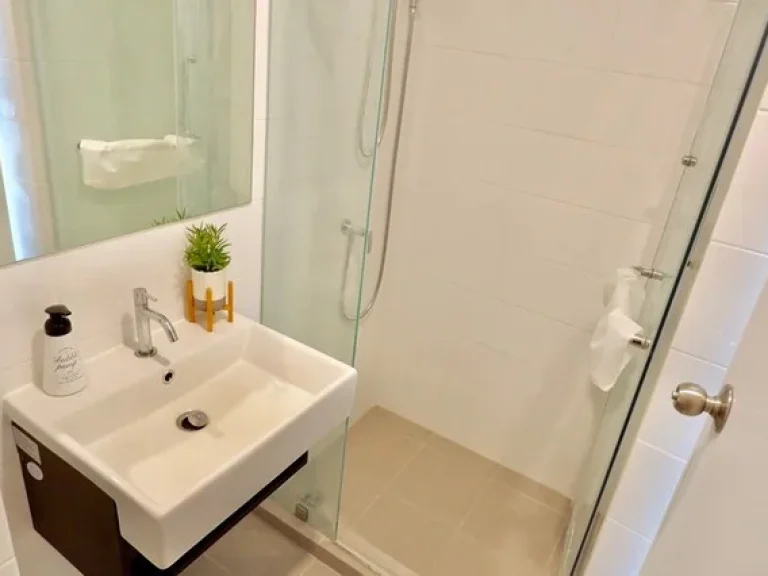 condo for rent Notting hill sukhumvit 105 2 bed 1 bath room