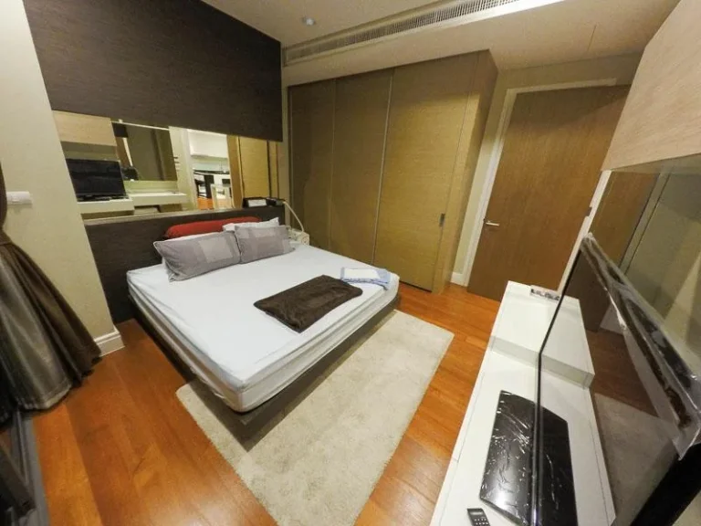 Rent Bright Sukhumvit 24 2bed 2bath