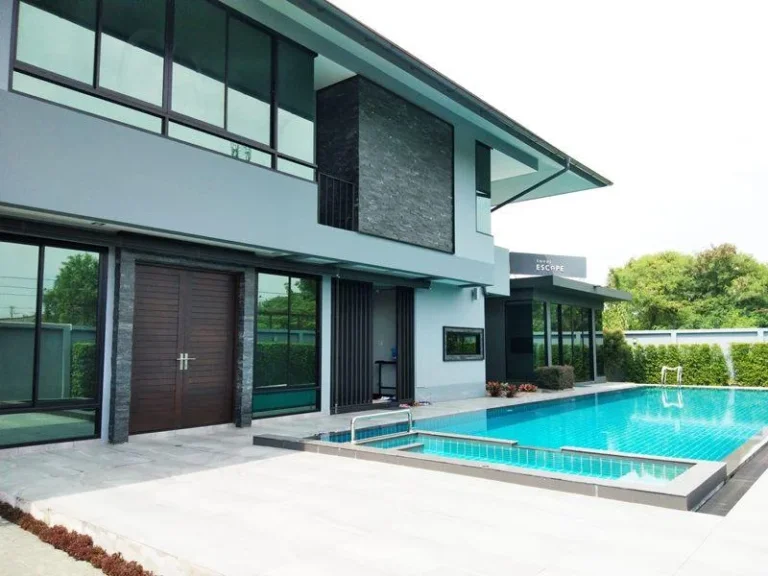 31116 ขาย บ้านเดี่ยว กลางเมือง luxury รามอินทรา 64 ด่วนมีหลังเดียว