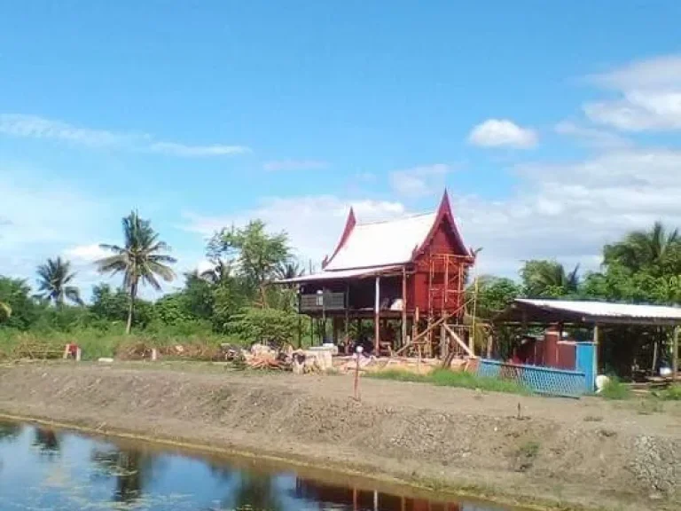 ขายที่ดินสวนพร้อมบ้านทรงไทย