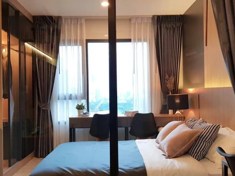 For rent Life Asoke 29 sqm High floor fully furnished