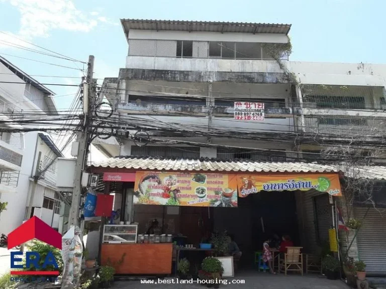 ขายตึกแถว 2 ชั้นครึ่ง ถนนสุขุมวิทสายเก่า ซอยวัดสร่างโศก พื้นที่ 46 ตรว 2 ห้องติดกัน ห้องมุม ขายราคาขาดทุน