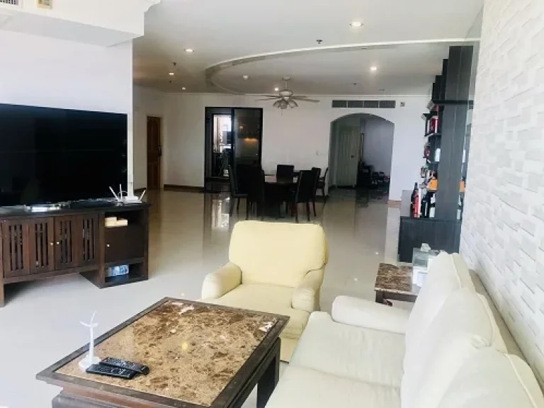 Supalai Casa Riva Condo for sale 3 bedrooms 5 bathrooms 1 living room 1 maidroom 1 kitchen 1storage room 4 balconies 2 private parking