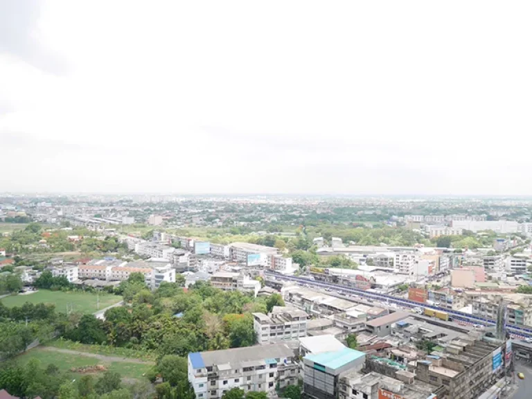 ขายด่วนคอนโดลุมพีนี ห้องหัวมุม พร้อมเข้าอยู่แถมตู้เย็นแอร์ และเครื่องทำน้ำอุ่น