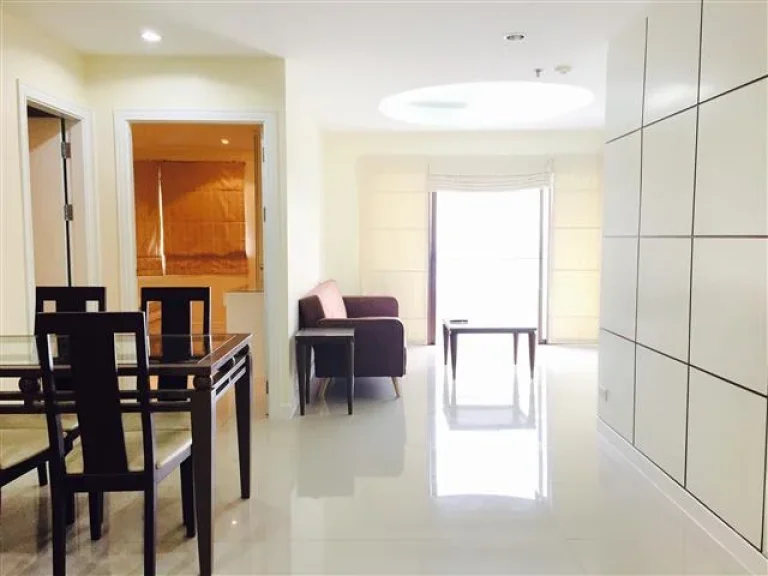 2 bedrooms for rent walk to BTS Thonglor 35K only