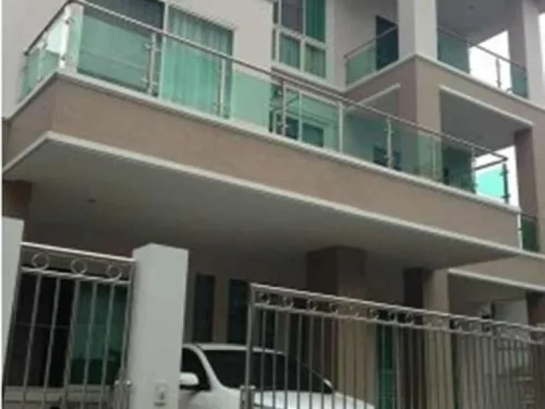 H 0861 House 3 storey for rent บ้านโมเดิร์นสไตล์ สุขุมวิท 71ซอยปรีดีพนมยงค์33 เหมาะพักอาศัยบ้านรีโนเวทใหม่ทั้งหลัง