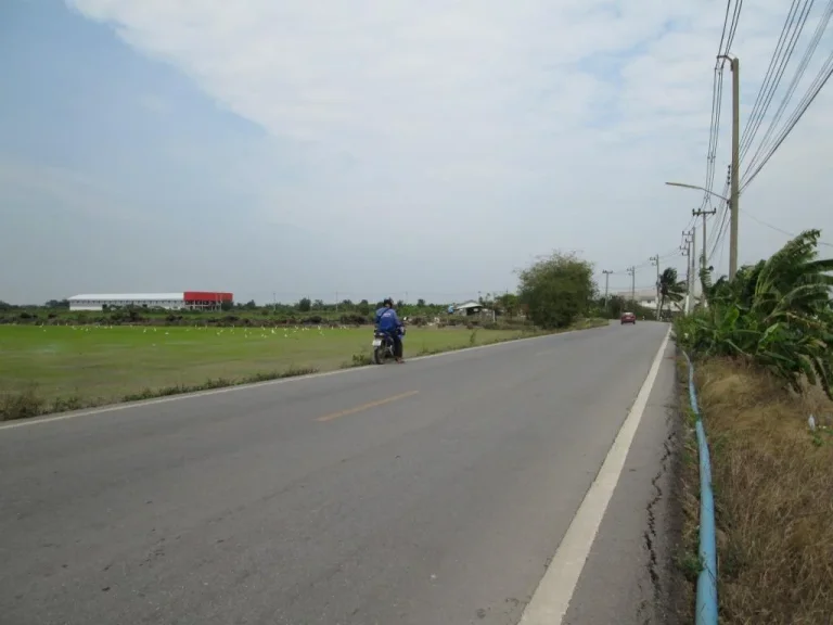 ขายที่ดินแปลงสวยติดคลองน้ำธรรมชาติติดถนนลาดยาง ห่างจุดขึ้นลงทางด่วนบางใหญ่-ทวายประมาณ8กิโลเมตร เหมาะทำธุรกิจจัดสรร โกดัง