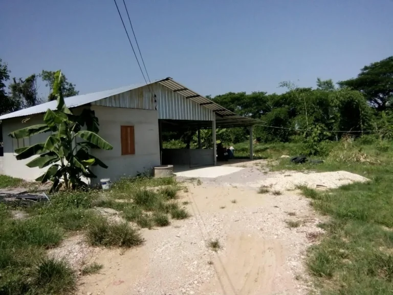 ขายที่ดินพร้อมบ้านพักใกล้ตัวเมืองลำปางบ้านท่าล้อ