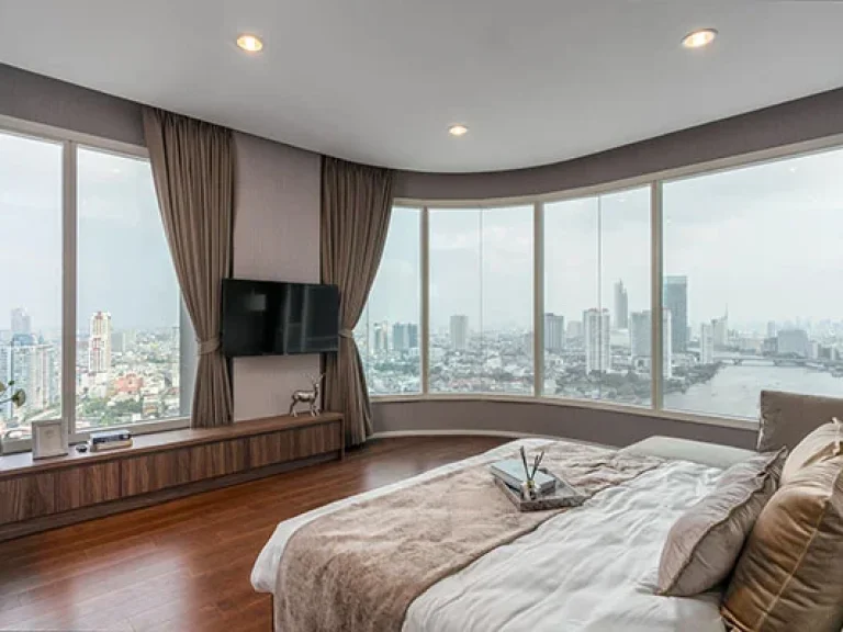 เช่าด่วน คอนโดแต่งหรู แบบ 3 ห้องนอน เพียง 10 นาทีจาก BTS สะพานตากสิน For Rent Sale A Luxurious 3 Bedroom Unit- 10 Min Ride from BTS Saphan Taksin