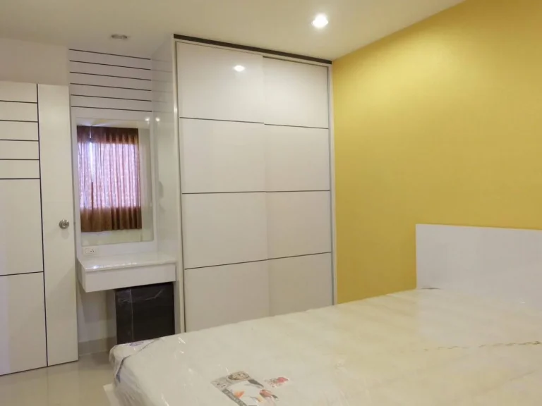 ขายเช่าคอนโด the time condo ใกล้ มเกษตร ศรีราชาห้องวิวเมือง และมีระเบียง