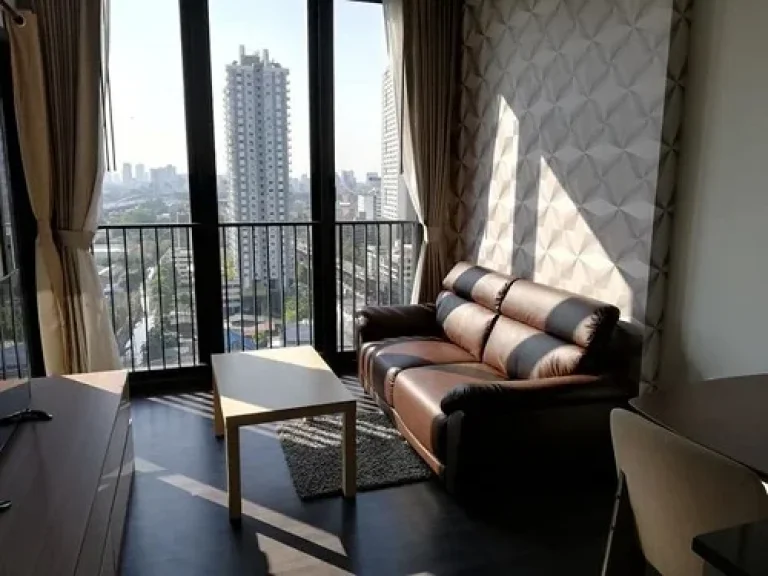 The Line Asoke Ratchada Condo for rent 1 bedroom 35 sqm corner room on 16th floor with fully furnished and electrical appliance Just 350 m to MR