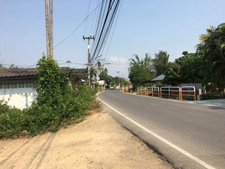 ขายที่ดินติดถนนสารภี พร้อมบ้านเก่าไชยสถาน ราคาถูก