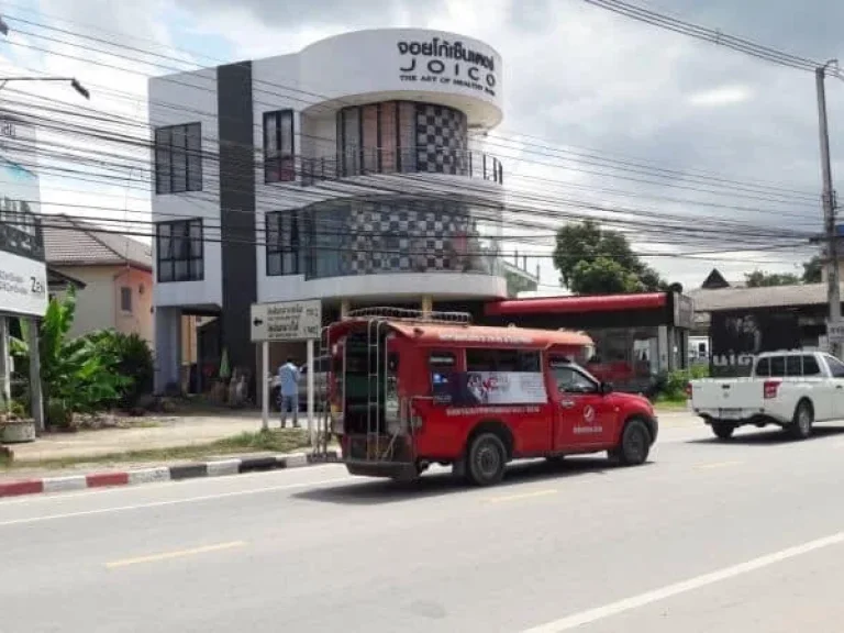 ขาย ที่ดินพร้อมสิ่งปลูกสร้าง ตึก 3 ชั้น ติดถนนใหญ่สันกำแพง ฟรีโอน