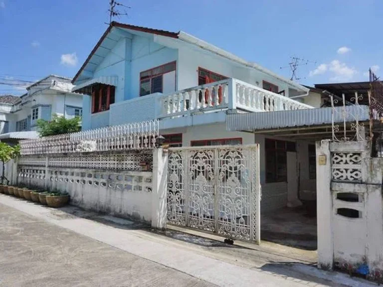 ให้เช่าบ้าน 2 ชั้นย่านรัชดา ใกล้ MRT สุทธิสาร House for rent near MRT Suthisarn Ratchada road