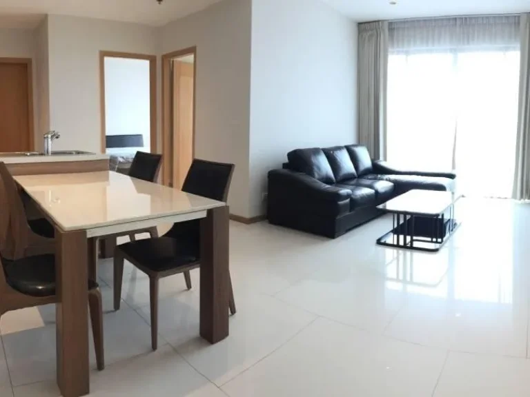  ให้เช่า คอนโดกว้าง 1 ห้องนอน เอ็มโพริโอ เพลส สุขุมวิท 24 For Rent Spacious 1 Bedroom Condo at Emporio