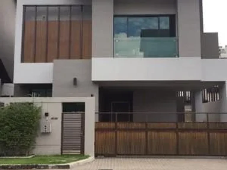 ขายบ้านเดี่ยว 3 ชั้น Private nirvana residence หลัง chic republic เลียบทางด่วน รามอินทรา