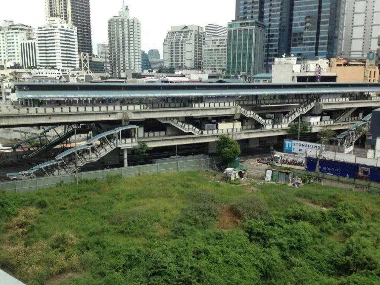 ขายที่ดินติดถนนสุขุมวิท ติดสถานีรถไฟฟ้านานา 4-1-81 ไร่ ตรวละ 22 ล้านบาท ติดซอยสุขุมวิท6 ทำเลดี พื้นที่สวย หน้ากว้าง 68 m เหมาะสร้างคอนโด โรงแร