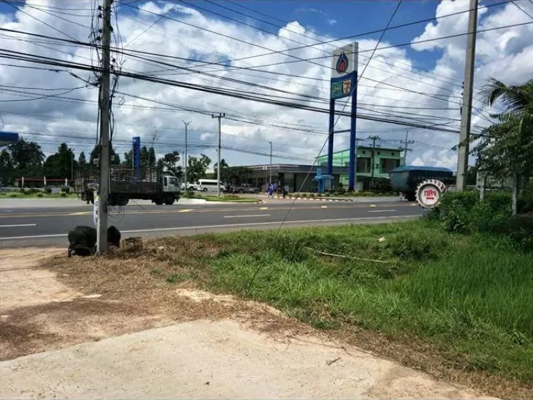 ขายที่ดินติดถนนหลัก4เลน ตรงข้ามปั้ม ปตท ทำเลดีมาก