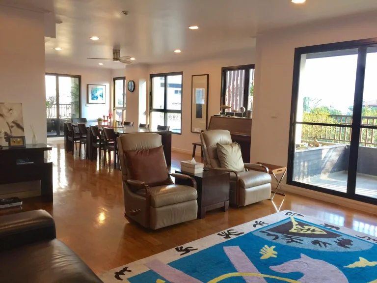 Sale Lanai Sathorn in Soi Yenakat 2 type 3 bed fully furnished only 2029 M