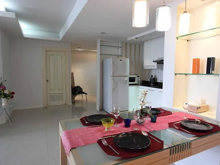 เช่าด่วน คอนโด Las Colinas สุขุมวิท ซอย 21 แบบ 2 ห้องนอน For Rent A Nice 2 Bedroom Unit right near MRT Sukhumvit