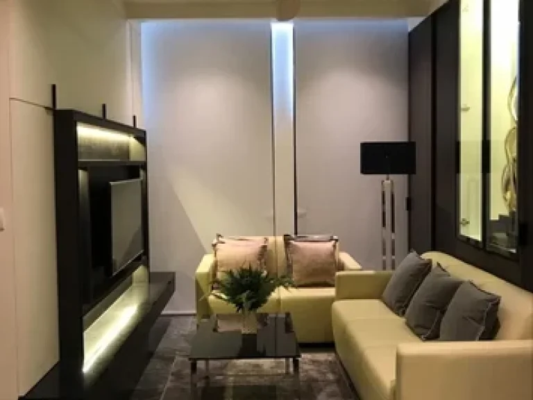 Condo for rent NOBLE PLOENCHIT Type 1 bedroom with private elevator Next to BTS Ploenchit