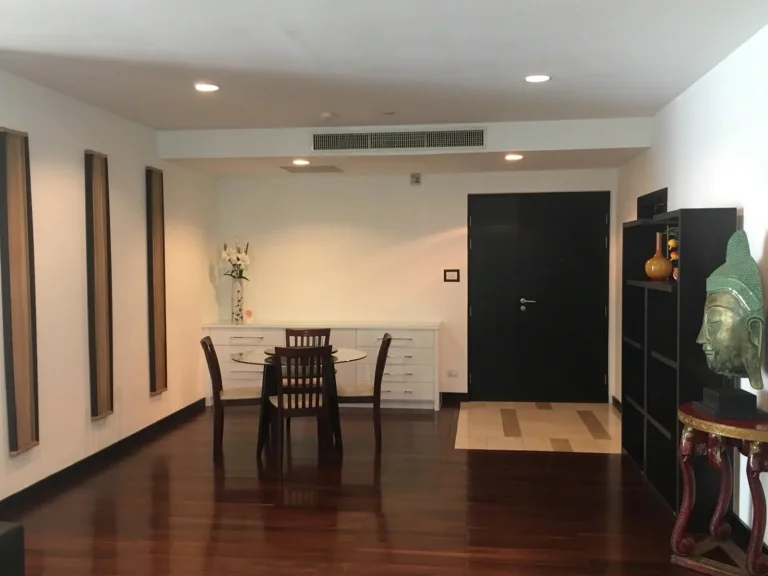 Rent Wilshire Sukhumvit 22 2 bedroom 132 sqm 9 fl big balcony BTS Prompong code R- K0537