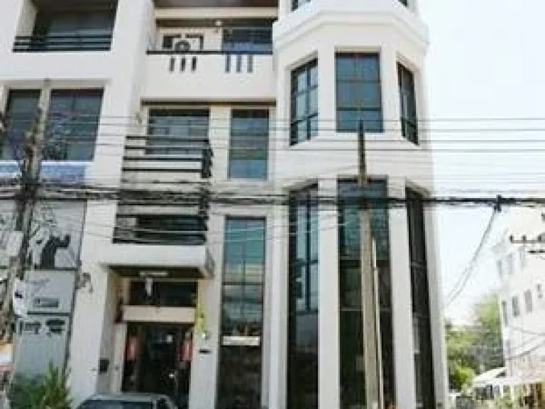 ให้เช่าโฮมออฟฟิศ ทาวน์ อิน ทาวน์ home office town in town หลังมุม จอดรถได้ 5-6 คัน ของหายาก