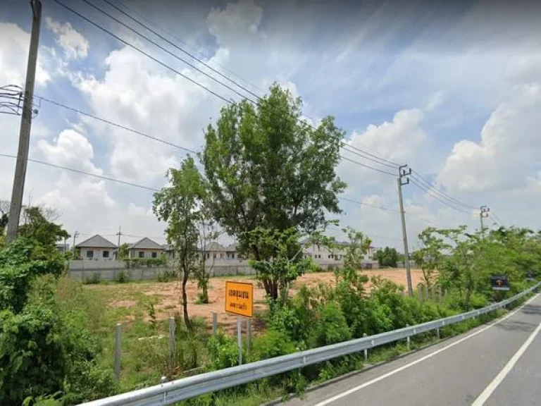 Land for sale close to motorwayRoad number 7 intersect with Kanchanaphisek rdRoad number 9 Prawet district