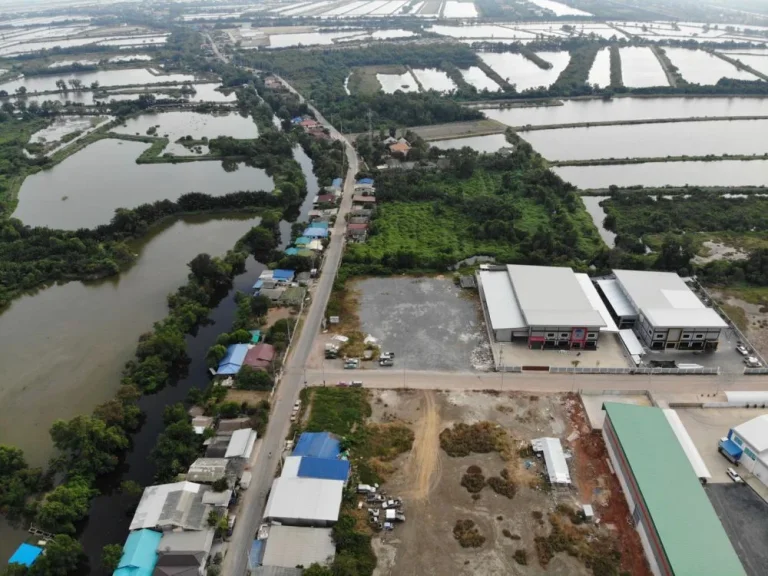 ขายที่ดินสร้างโรงงาน ถมแล้วพร้อมใช้งานทันที ที่สวยติดถนนด้านหน้าโครงการ ถนนกว้างขวางเดินทางสะดวก สร้างโรงงานหลากหลายประเภท