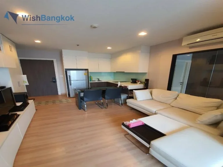 ขายคอนโด Urbano Absolute Sathon - Taksin ใกล้ BTS กรุงธนบุรี 1ห้องนอน 38ตรม