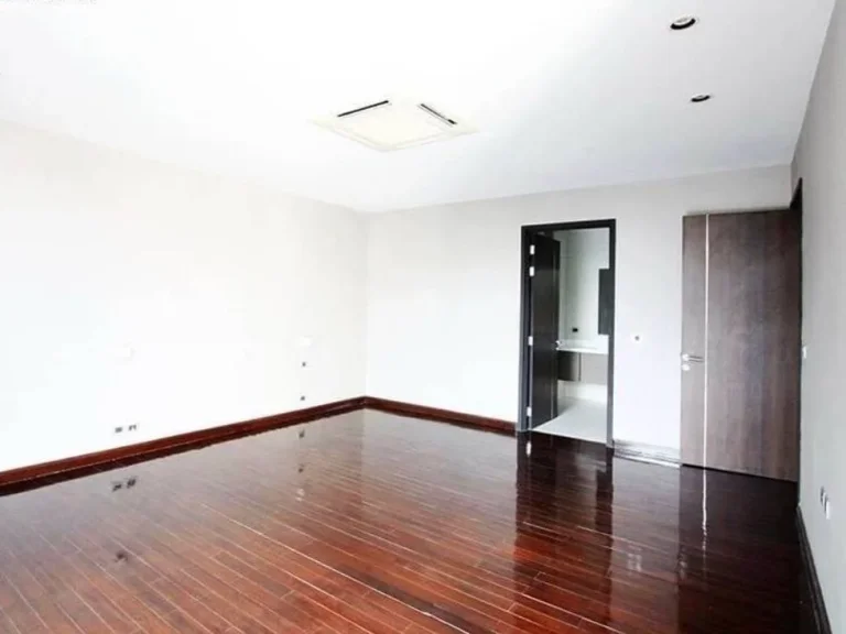 Residence สุขุมวิท65 Town Home ของแสนสิริ ระยะห่างจาก bts เอกมัย 800 เมตร