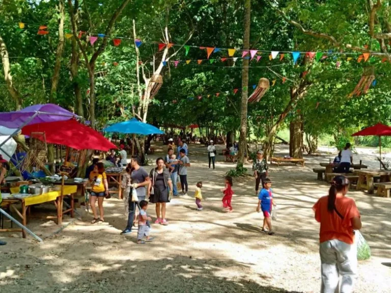 ขายที่ดินติดถนนใหญ่พื้นที่อำเภอลานสกา ดินแดนอากาศดีที่สุดในประเทศำทย