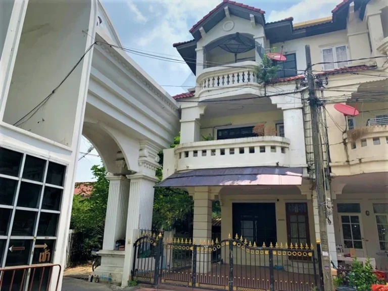 For Rent  ให้เช่า ทาวน์เฮาส์ รินทร์ วิลเลจ รัชดา36 บรรยากาศเงียบสงบ เหมาะแก่การพักผ่อน