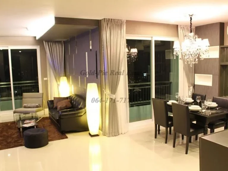 SC310M SALE Circle Condominium 87sqm 2bed 36F 140 Baht