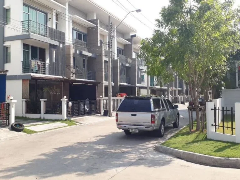 For rent or sale Townplus Prachauthit ให้เช่าและขาย ทาวน์โฮม มทาว์นพลัสประชาอุทิศ byแสนสิริ