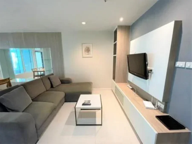 ให้เช่าด่วน คอนโด Sukhumvit living town 1 ห้องนอน 60 ตรม ชั้น 11 เพียงเดือนละ 20000 บาท-LLH