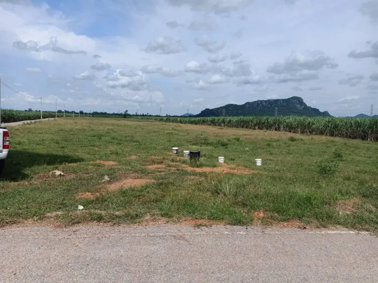 ขายที่ดินโฉนด1ไร่เหมาะสร้างบ้านไฟฟ้าน้ำประปาพร้อมขายถูกๆๆ