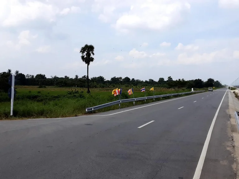 ที่ดินโฉนด ติดถนนคู่ขนาน มอเตอร์เวย์ โคราช - บางปะอิน