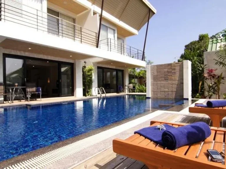 Phuket Town Luxury Private Pool Villa