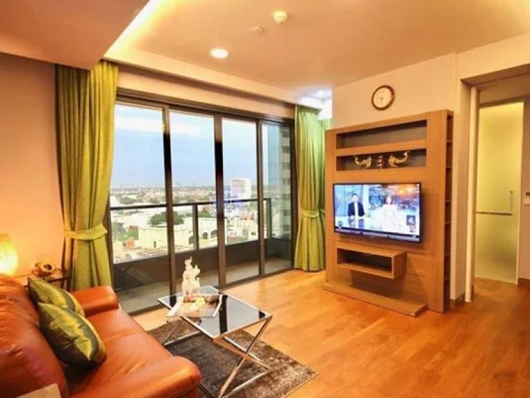 เช่าด่วน คอนโด The Lumpini 24 สุขุมวิท 24 แต่งสวยแบบ 2 ห้องนอน For Rent Beautiful 2 Bed Unit in Sukhumvit 24