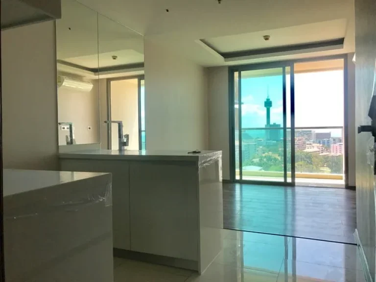 For Sell The Peak Towers condominium in Pratumnak Hill Pattaya