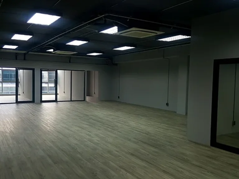 OFFICE FOR RENT ทำแลแจ้งวัฒนะเมืองทองธานี ใกล้ศูนย์ราชการ ธนาคาร และศูนย์แสดงสินค้า