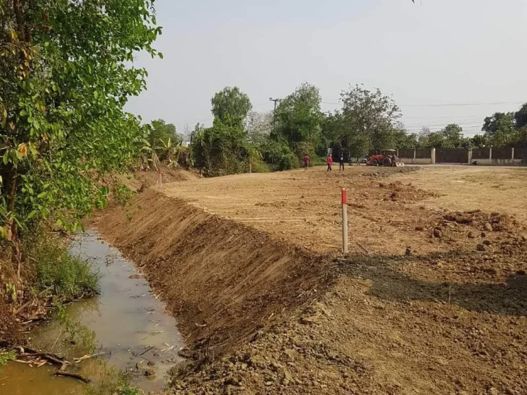 ขายที่ดินติดลำเหมือง 2 ด้าน บ้านโป่ง ดอยสะเก็ต พร้อมโอน