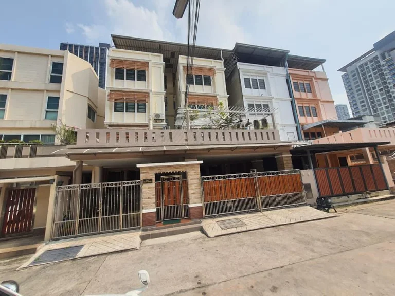 SALE ขาย Town house 5 ขั้น หมู่บ้านเรืองศิริ ถนนสุขุมวิท 64 ST172